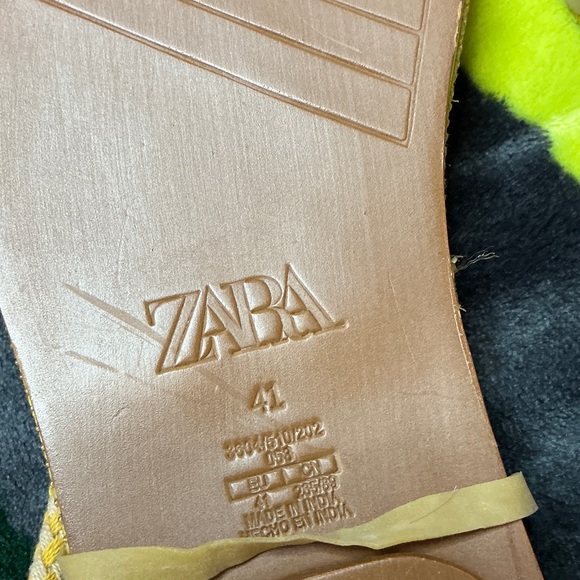 Zara Yellow Sandals with Tassel Accents - Picture 5 of 9